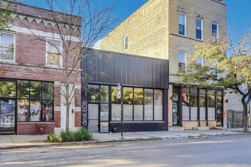 3271 W Armitage Ave, Chicago, IL à louer - Photo principale – Image 1 sur 16