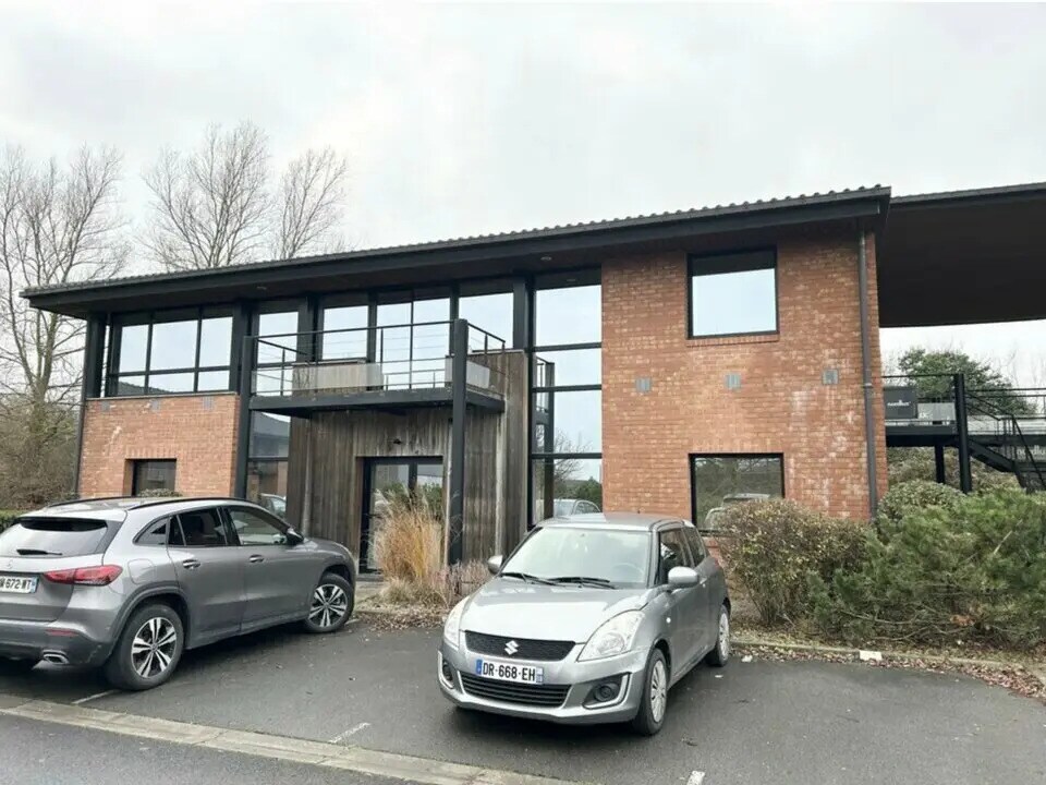 Bureau dans Wambrechies à louer Photo de l’immeuble– Image 1 sur 5