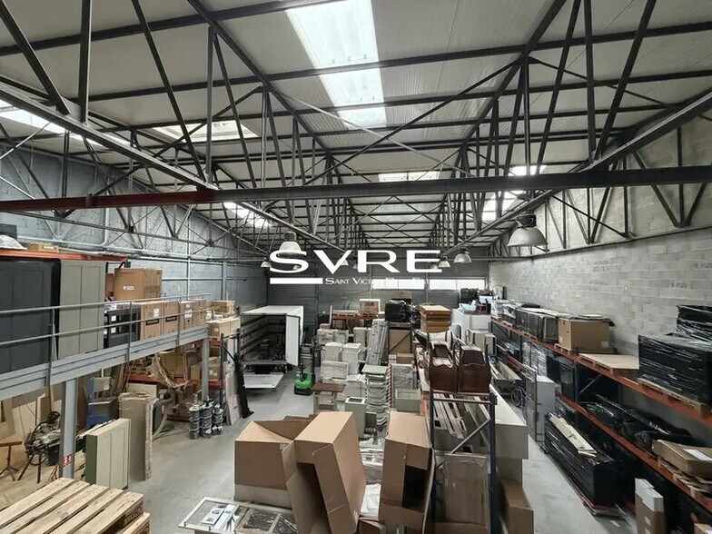 Industriel/Logistique dans Marseille à louer - Photo de l’immeuble – Image 3 sur 8
