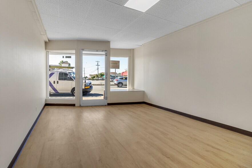 1250-1272 Fremont Blvd, Seaside, CA à louer - Photo de l’immeuble – Image 2 sur 46
