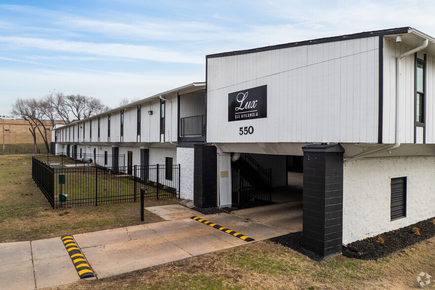 425 W Taft St, Wichita, KS à vendre - Photo principale – Image 1 sur 42