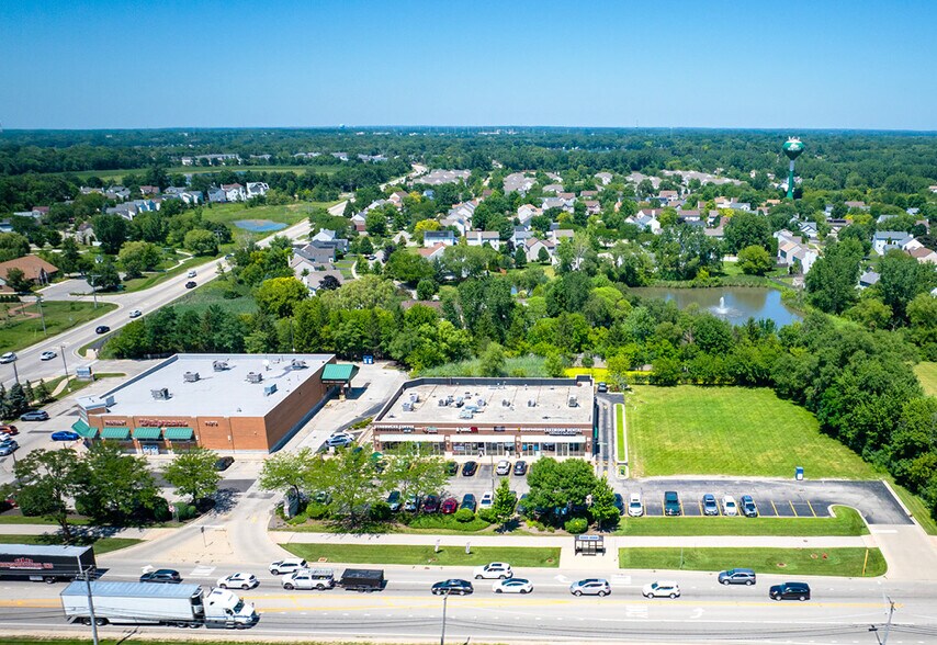 60 E Belvidere Rd, Hainesville, IL à vendre - Photo de l’immeuble – Image 3 sur 9