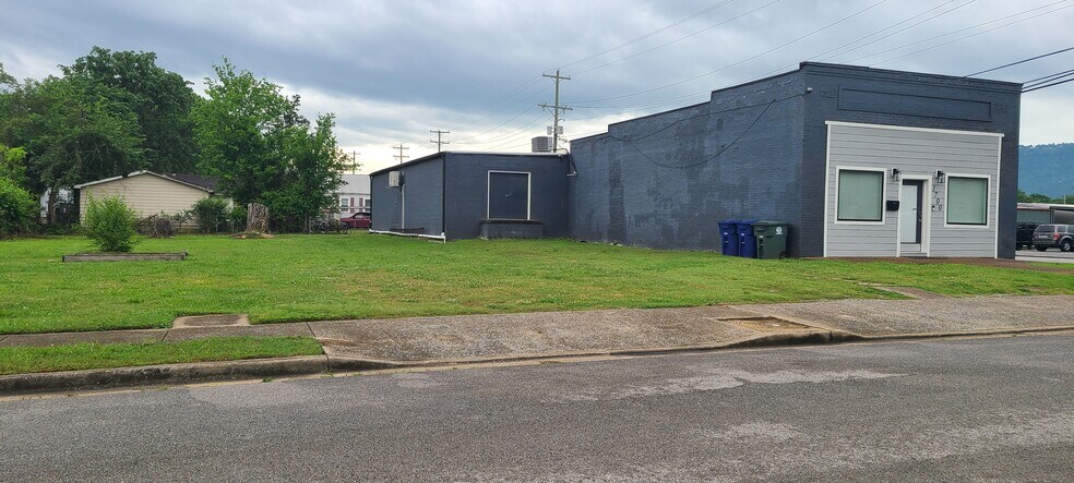 1700 Foust St, Chattanooga, TN à vendre - Photo de l’immeuble – Image 2 sur 17