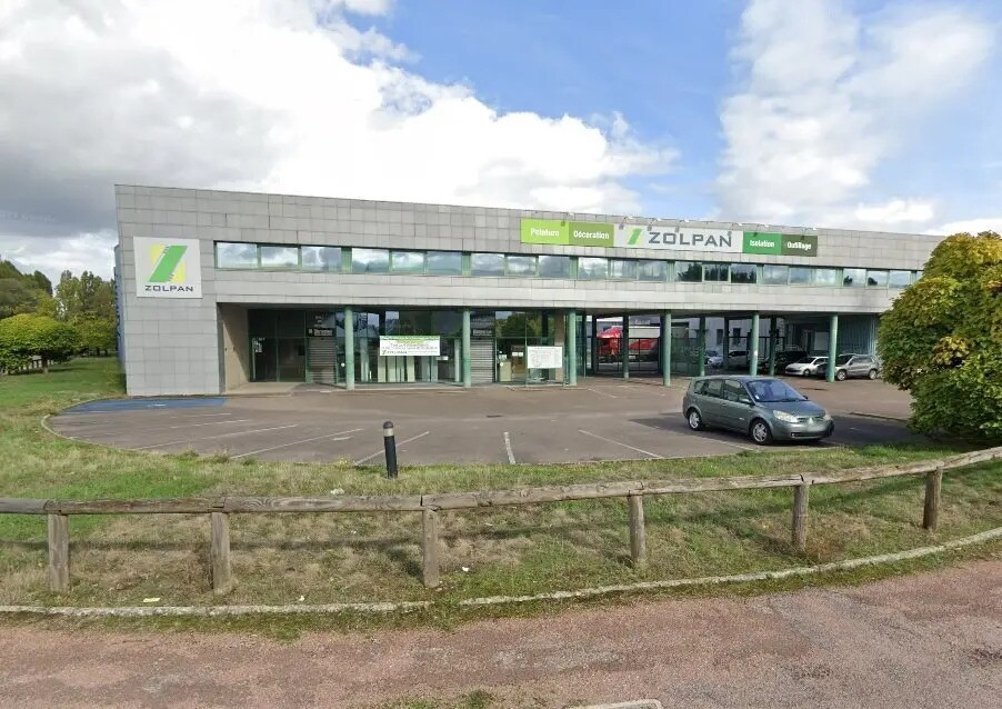 Local d'activités dans Chalon-sur-Saône à vendre Photo de l’immeuble– Image 1 sur 9