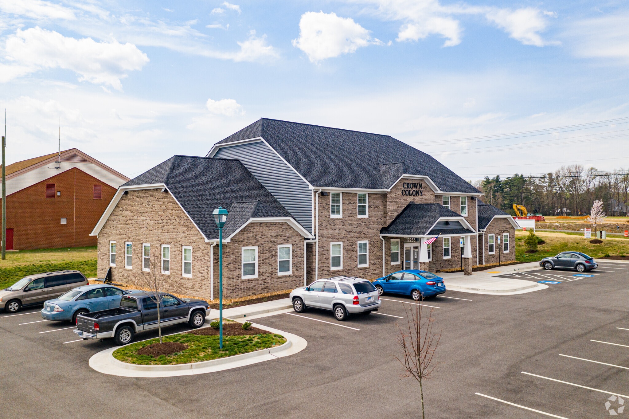 8253 Crown Colony Pkwy, Mechanicsville, VA à louer Photo principale– Image 1 sur 6