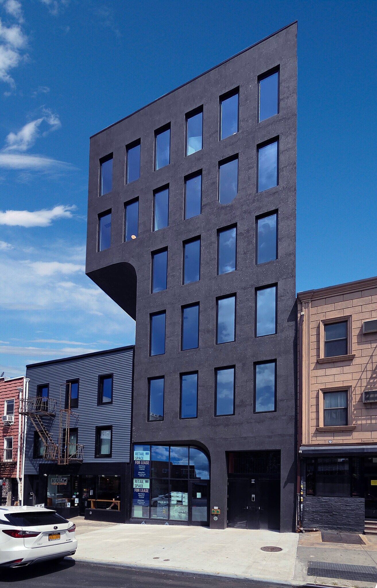 545 Metropolitan Ave, Brooklyn, NY à louer Photo principale– Image 1 sur 4