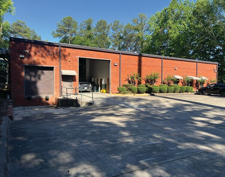 1800 MacArthur Blvd NW, Atlanta, GA à louer - Photo de l’immeuble – Image 3 sur 4