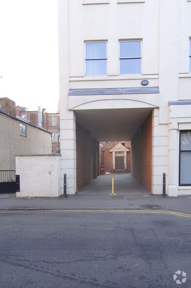 93-95 Bedford St, Leamington Spa à louer - Photo de l’immeuble – Image 2 sur 14