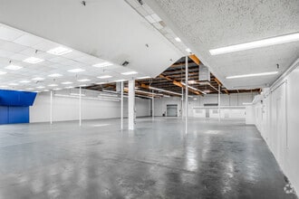 2870 S Harbor Blvd, Santa Ana, CA à louer Photo intérieure– Image 2 sur 14