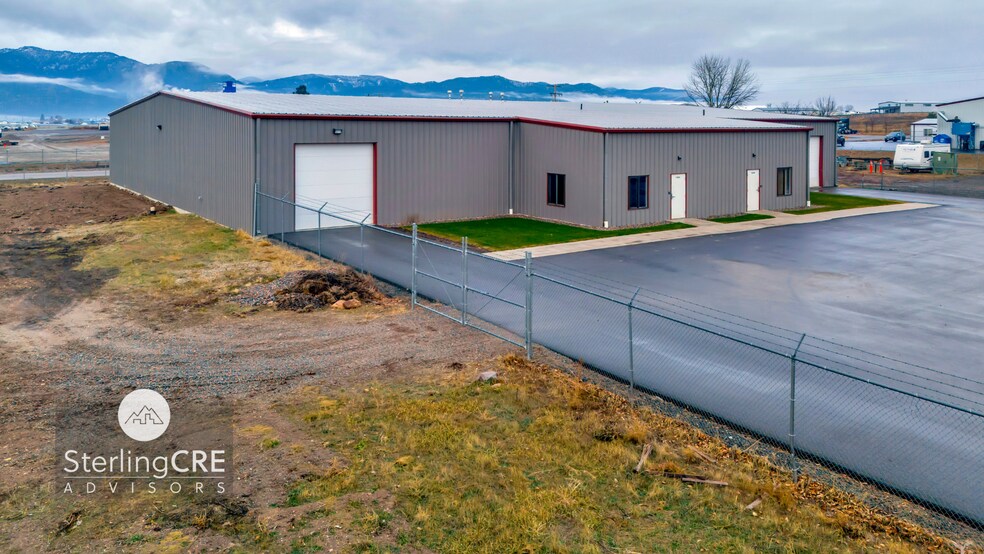 7285 Grandstand Dr, Missoula, MT à louer - Photo de l’immeuble – Image 2 sur 16