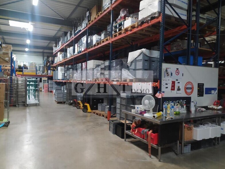 Industriel/Logistique dans Lagny-sur-Marne à vendre - Photo intérieure – Image 1 sur 1