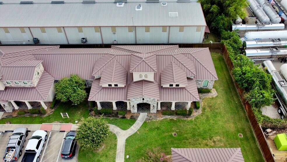 12510-12526 Cutten Rd, Houston, TX à louer - Photo de l’immeuble – Image 3 sur 3