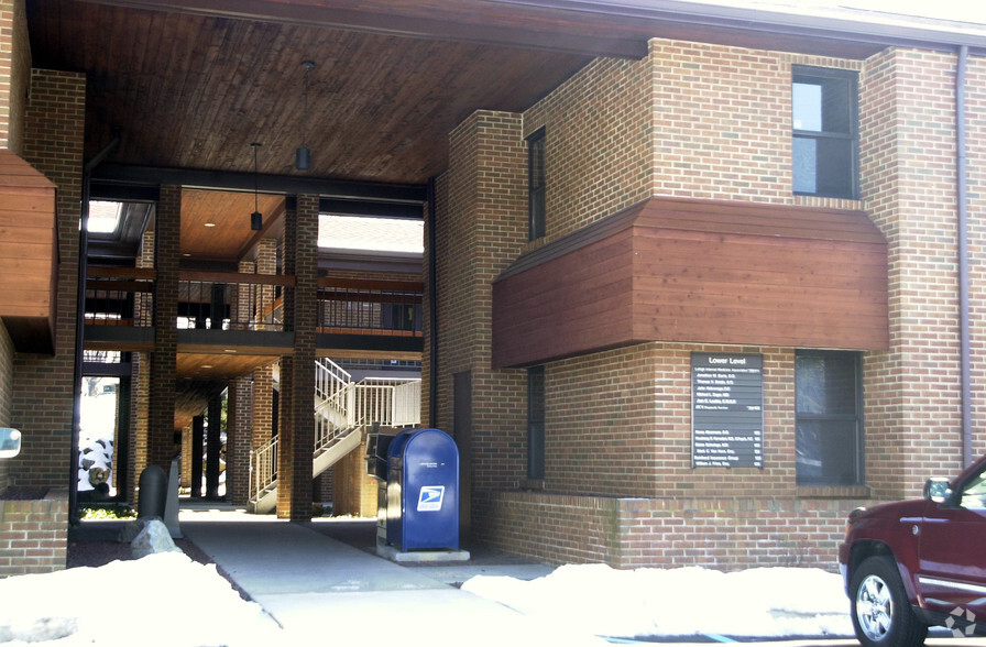 2895 Hamilton Blvd, Allentown, PA à louer - Photo de l’immeuble – Image 3 sur 4