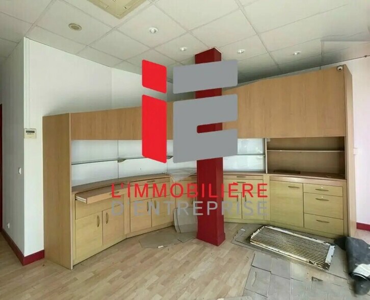 Local commercial dans Lorient à vendre - Photo de l’immeuble – Image 1 sur 5