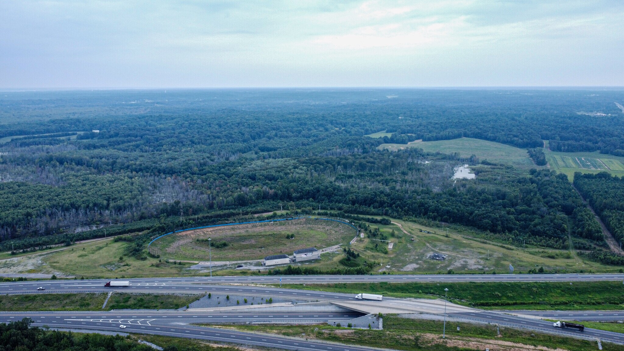 957 Truck Plaza Ln, Calvert City, KY à vendre Aérien– Image 1 sur 68