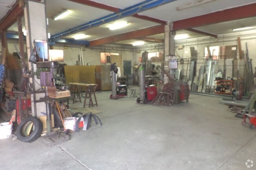 Industriel/Logistique dans Leganés, Madrid à vendre - Photo de l’immeuble – Image 2 sur 11