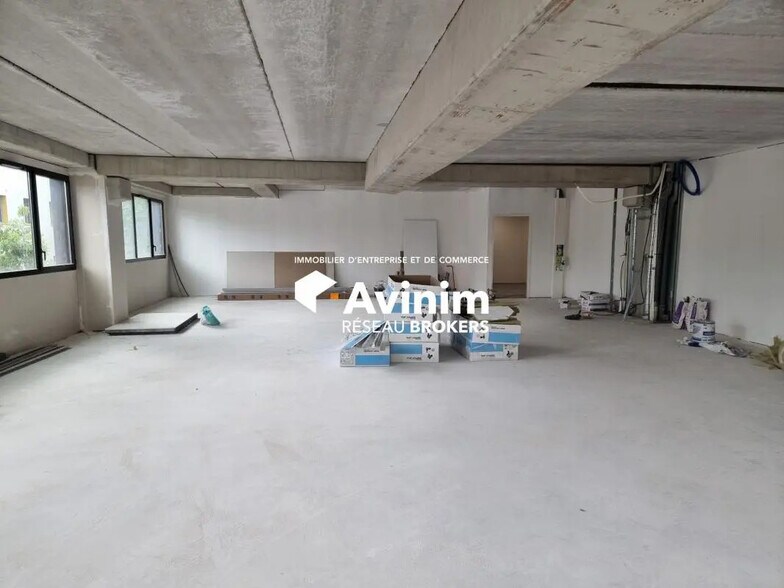 Bureau dans Montpellier à vendre - Photo de l’immeuble – Image 2 sur 3