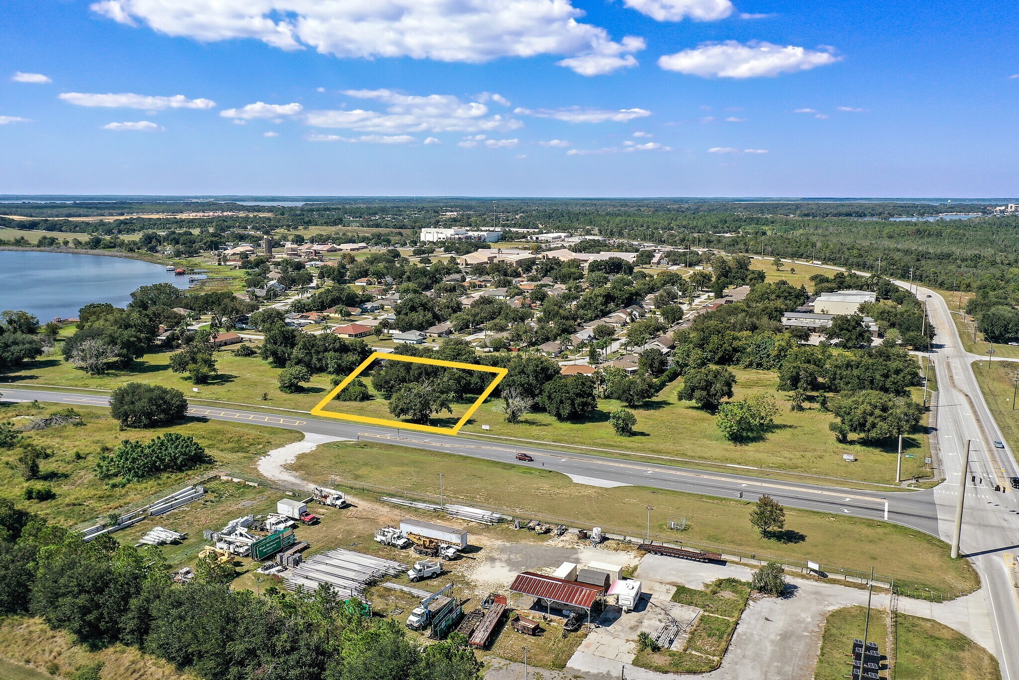 CR 448, Lot 2, Tavares, FL à vendre Photo de l’immeuble– Image 1 sur 5