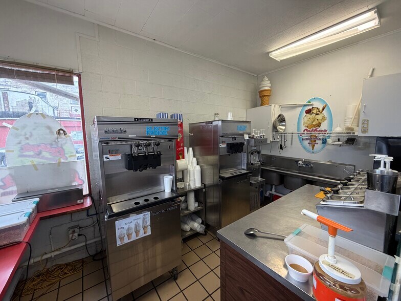 2 Alden Rd, Nanticoke, PA à vendre - Photo de l’immeuble – Image 3 sur 5