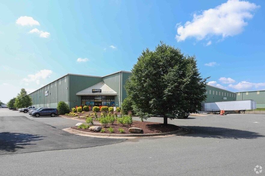 7350-7380 Gallerher Rd, Gainesville, VA à louer - Photo principale – Image 2 sur 15