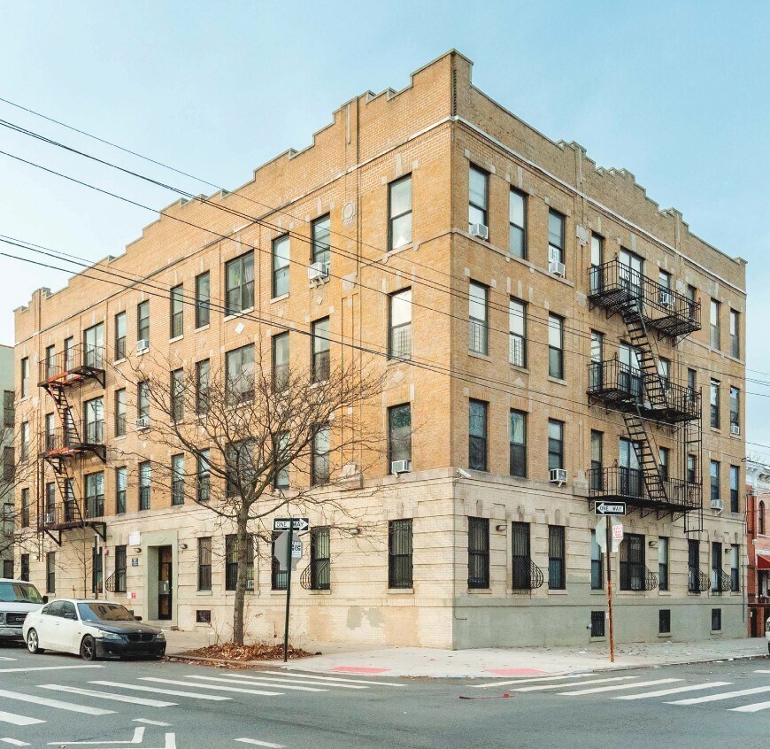 767 Blake Ave, Brooklyn, NY à vendre Photo principale– Image 1 sur 4