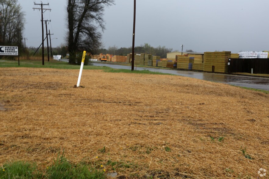 Haul Rd, Fredericksburg, VA à vendre - Photo de l’immeuble – Image 3 sur 3