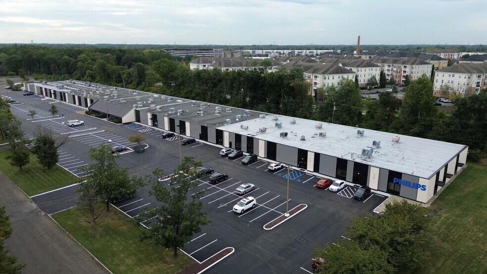 1 Electronics Dr, Hamilton, NJ à louer - Photo de l’immeuble – Image 3 sur 11