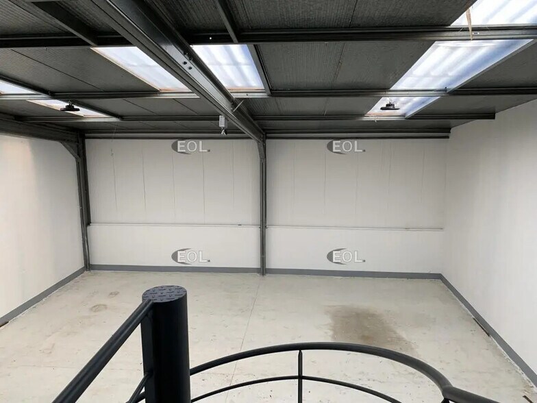 Bureau dans Évry-Courcouronnes à louer - Photo intérieure – Image 3 sur 6