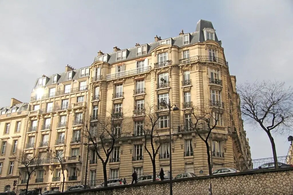 Local commercial dans Paris à louer Photo de l’immeuble– Image 1 sur 6