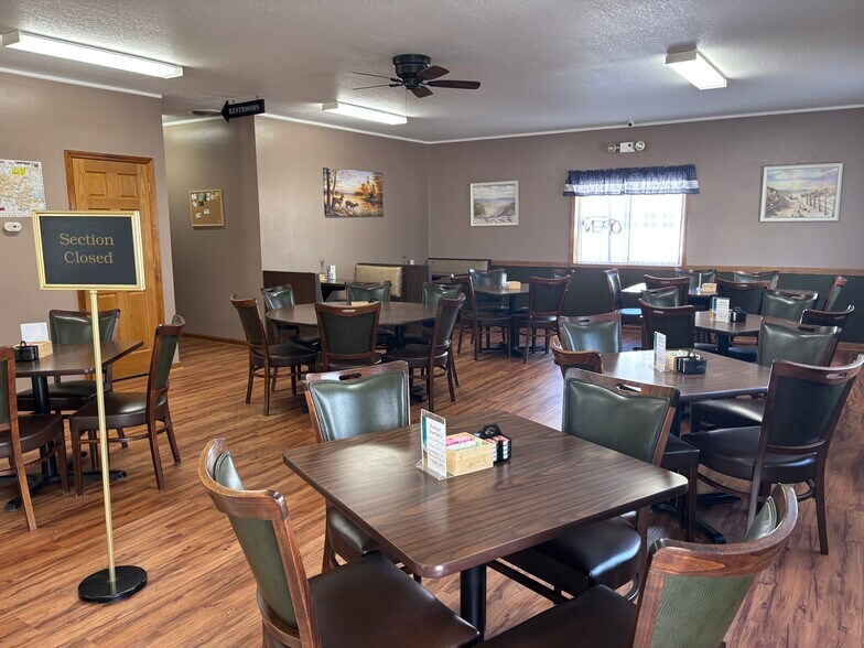 4949 Main St, Hale, MI à vendre - Photo intérieure – Image 3 sur 5