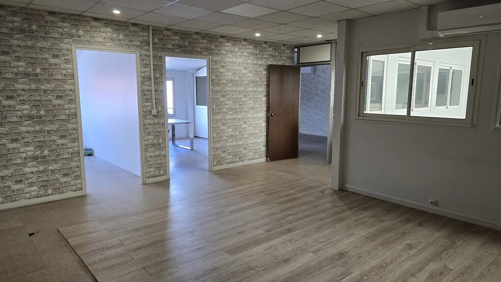 118 Avenue Du Maréchal De Lattre De Tassigny, Fontenay-sous-Bois à louer - Photo de l’immeuble – Image 2 sur 5