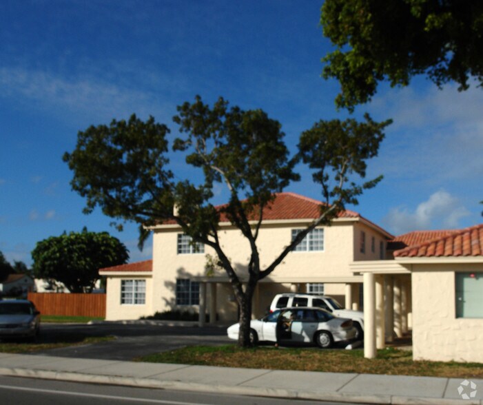 1040 S Federal Hwy, Hollywood, FL à vendre - Photo de l’immeuble – Image 3 sur 7