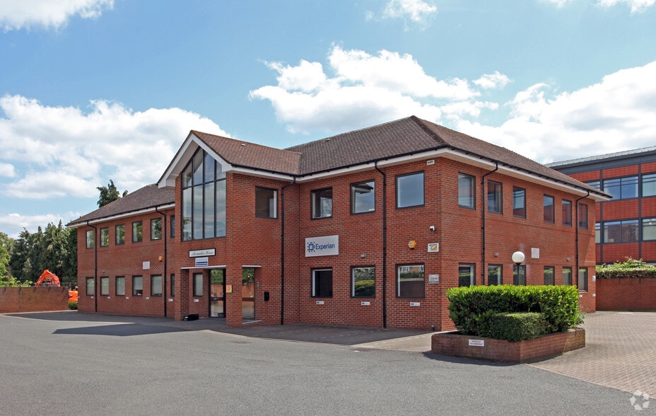 Dedmere Rd, Marlow à louer - Photo de l’immeuble – Image 3 sur 3