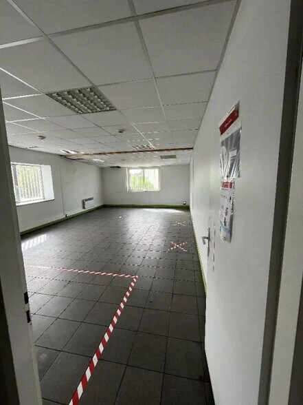 Industriel/Logistique dans Le Havre à vendre - Photo intérieure – Image 3 sur 7