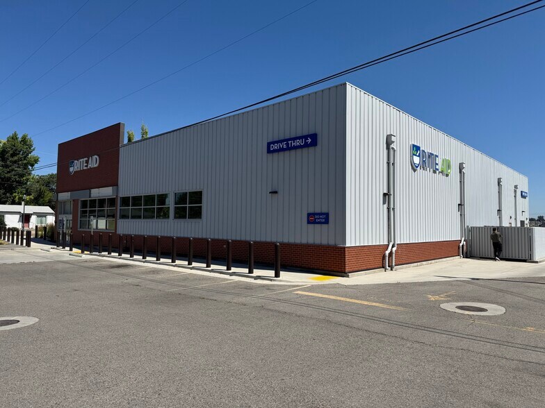 2107 Blaine St, Caldwell, ID à vendre - Photo de l’immeuble – Image 2 sur 11