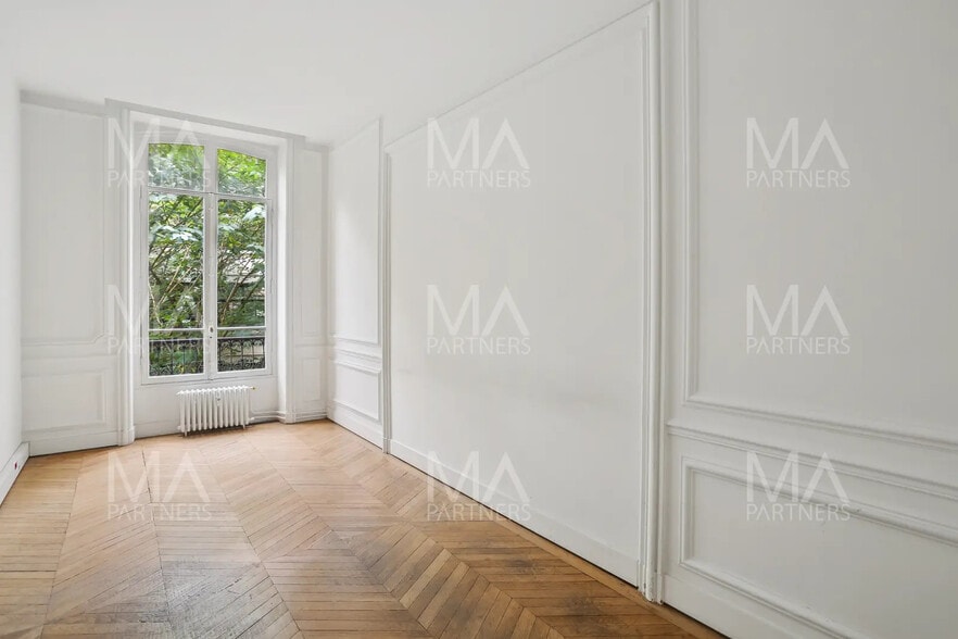 Bureau dans Paris à vendre - Photo de l’immeuble – Image 3 sur 6