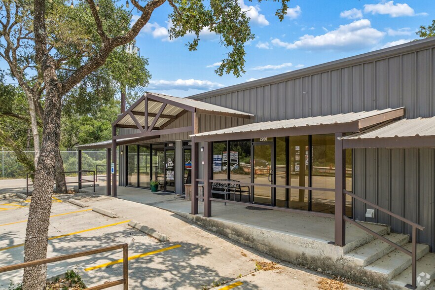 18820 Fm 2252, San Antonio, TX à louer - Photo de l’immeuble – Image 2 sur 12