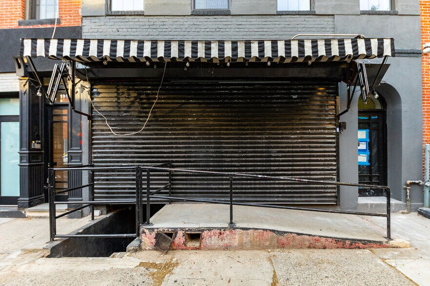 197 Meserole St, Brooklyn, NY à louer - Photo de l’immeuble – Image 3 sur 6
