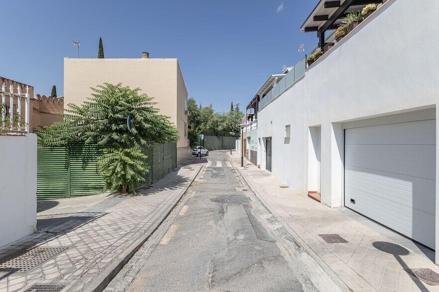 Pablo Neruda Lan, 1, Granada, Granada à vendre - Photo de l’immeuble – Image 2 sur 10