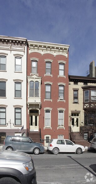 307 Hamilton St, Albany, NY à vendre - Photo principale – Image 1 sur 2
