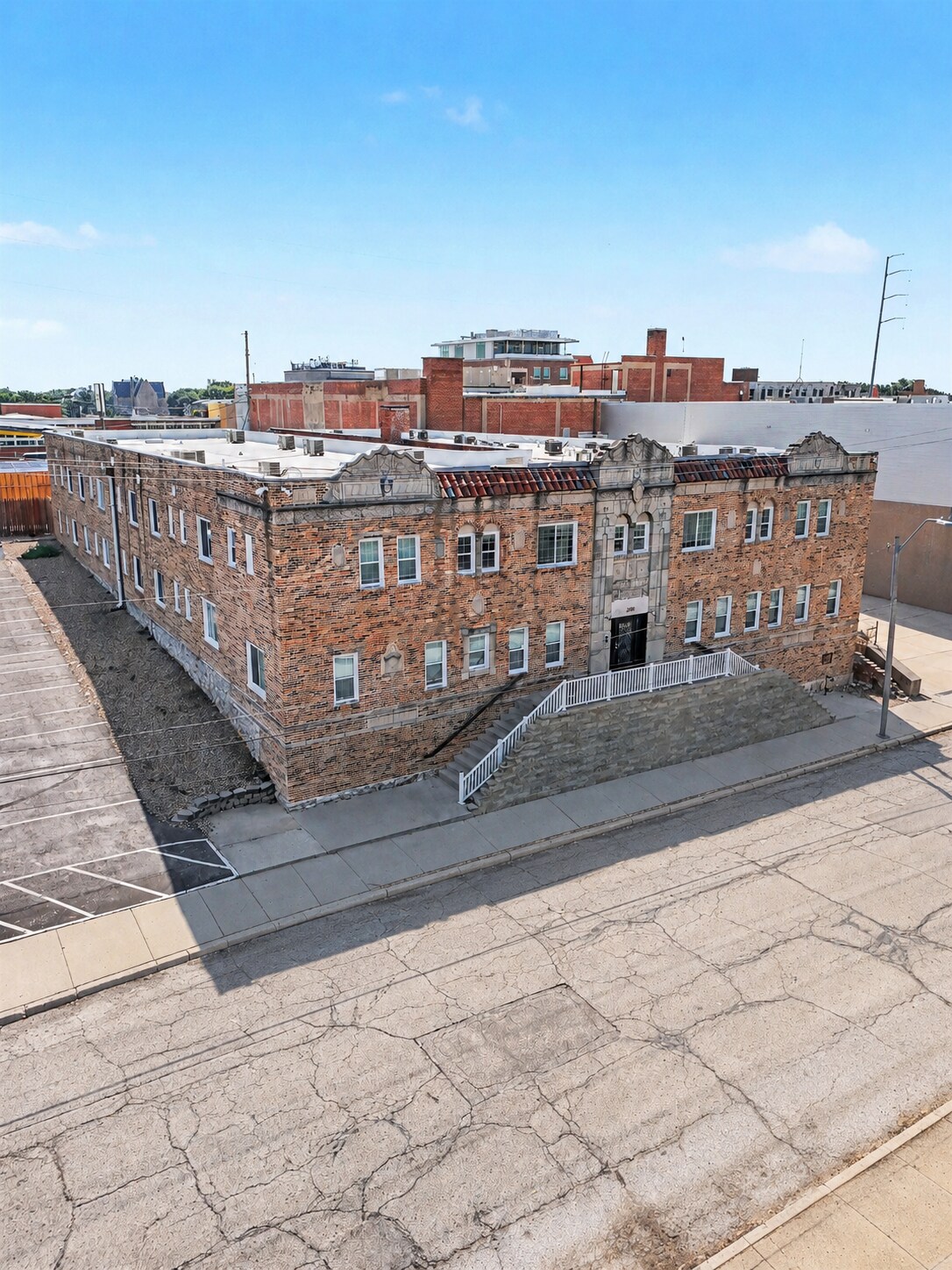 3035 Harrison St, Kansas City, MO à vendre Photo de l’immeuble– Image 1 sur 10