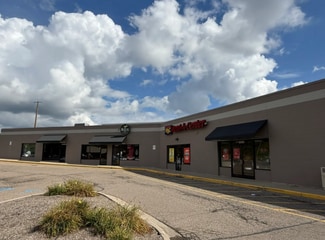 Plus de détails pour 2518-2620 E Grand River Ave, Howell, MI - Local commercial à louer