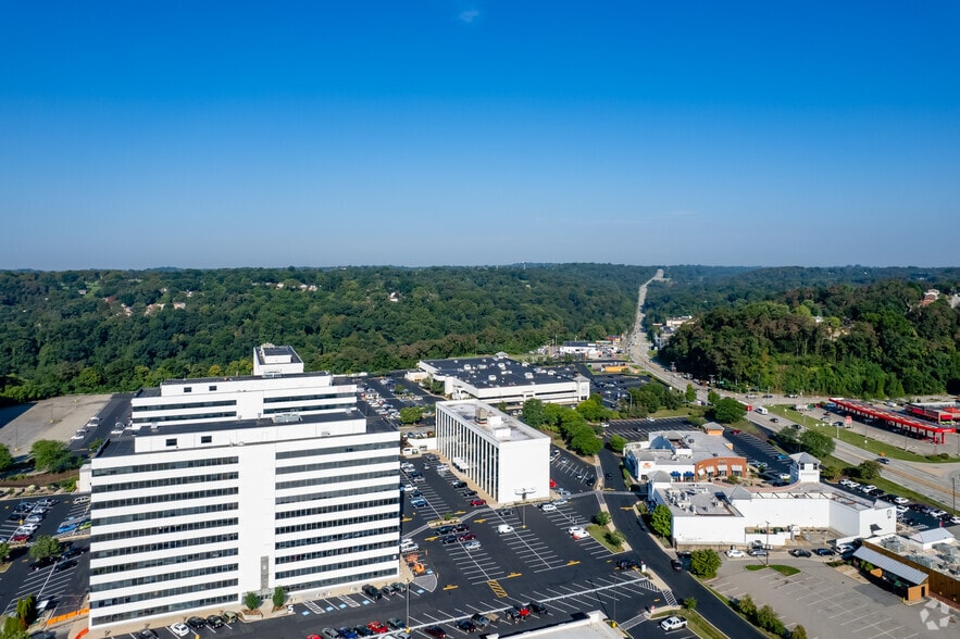 201 Penn Center Blvd, Pittsburgh, PA à louer - Aérien – Image 3 sur 3