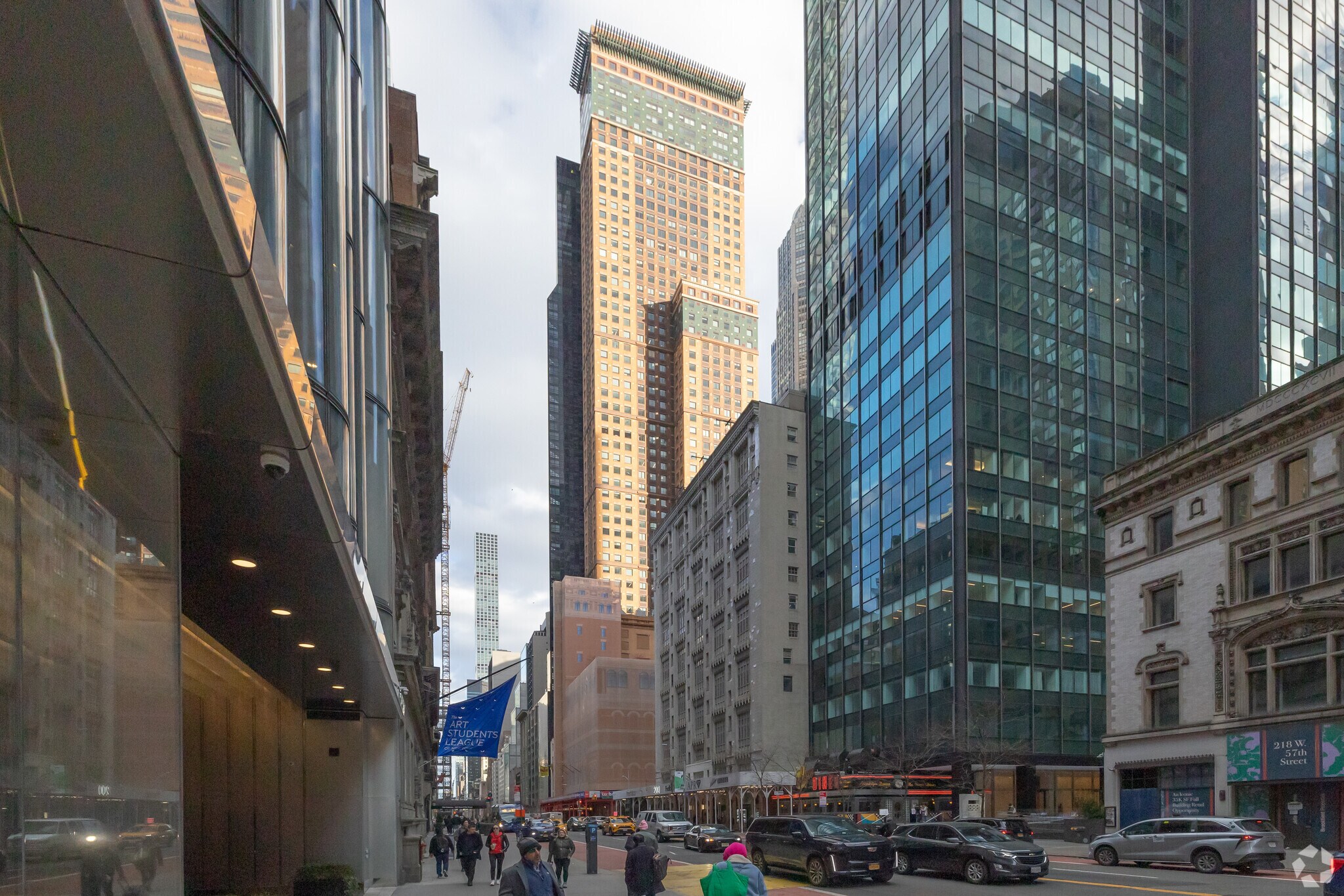 152 W 57th St, New York, NY à louer Photo de l’immeuble– Image 1 sur 14
