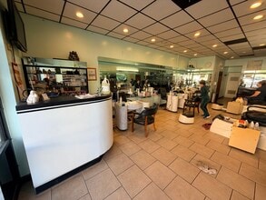 1253 Vine St, Los Angeles, CA à louer Photo intérieure– Image 1 sur 5