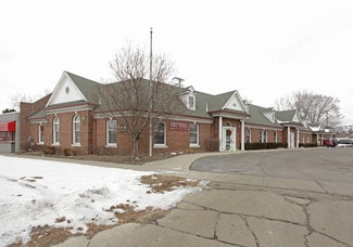 Plus de détails pour 27332 Woodward Ave, Royal Oak, MI - Bureau à louer
