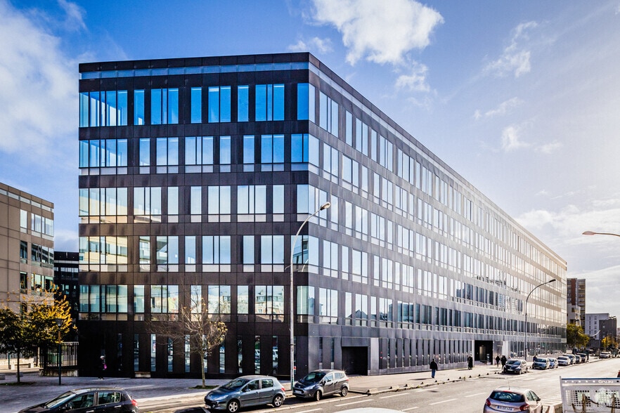 9 Rue Henri Barbusse, Gennevilliers, Gennevilliers à louer - Photo de l’immeuble – Image 3 sur 3