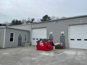 373 Crescent St, West Bridgewater, MA à louer Photo de l’immeuble– Image 1 sur 4