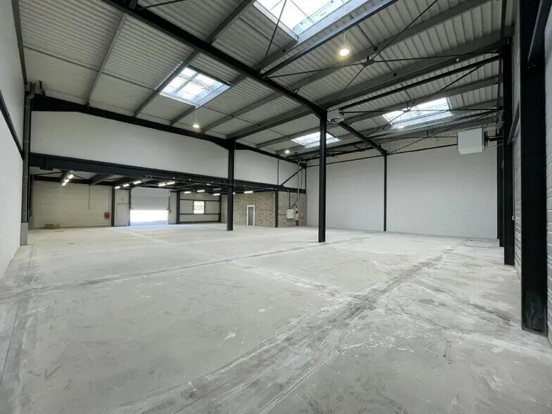 Local d’activités dans Gennevilliers à louer - Photo intérieure – Image 3 sur 9