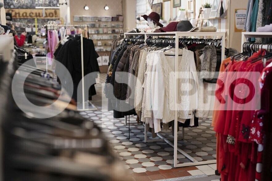 Local commercial dans Hossegor à louer - Photo intérieure – Image 2 sur 2